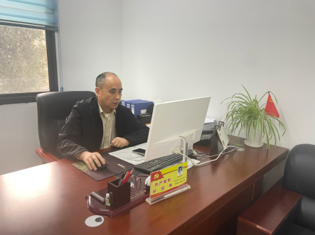 emc�ױ���(�й���½)�ٷ���վ