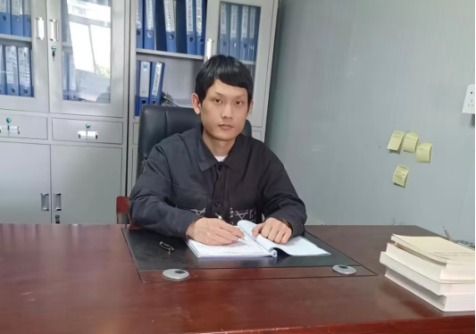 emc�ױ���(�й���½)�ٷ���վ