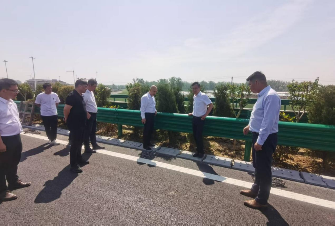 emc�ױ���(�й���½)�ٷ���վ